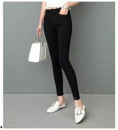 国产在线紧身裤播放,时尚潮流下的私密时尚探索