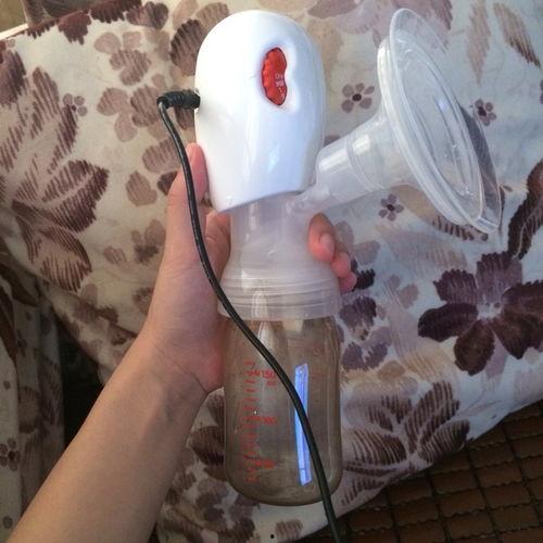 国产 吸乳在线,在线体验便捷哺乳新篇章